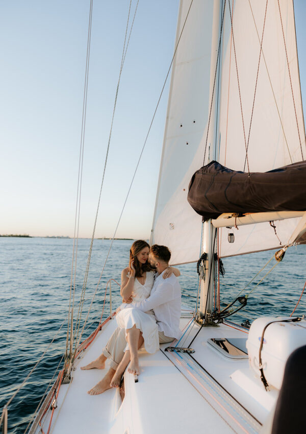 Sunset Sailing Photoshoot: The Ultimate Romantic Experience for Couples